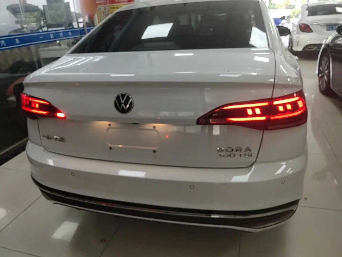 Volkswagen Bora 2023 300TSI DSG Prestige Edition — миниатюра 5