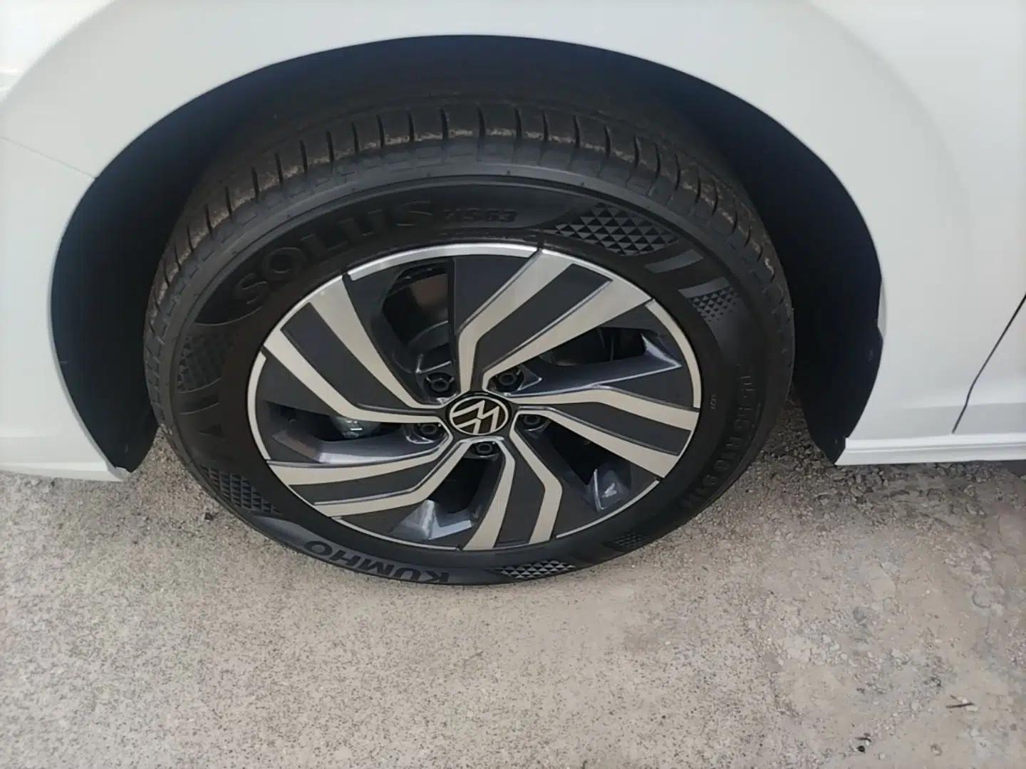 Volkswagen Bora 2026 200TSI DSG Yuexing Navigation Edition — миниатюра 10