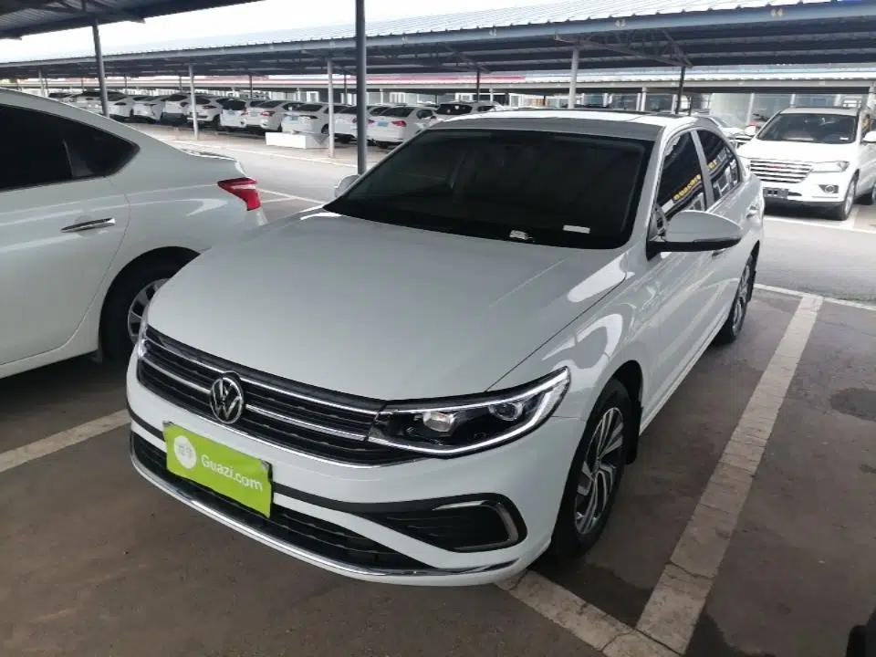 Volkswagen Bora 2025 200TSI DSG Enjoy Driving Navigation Edition — миниатюра 1
