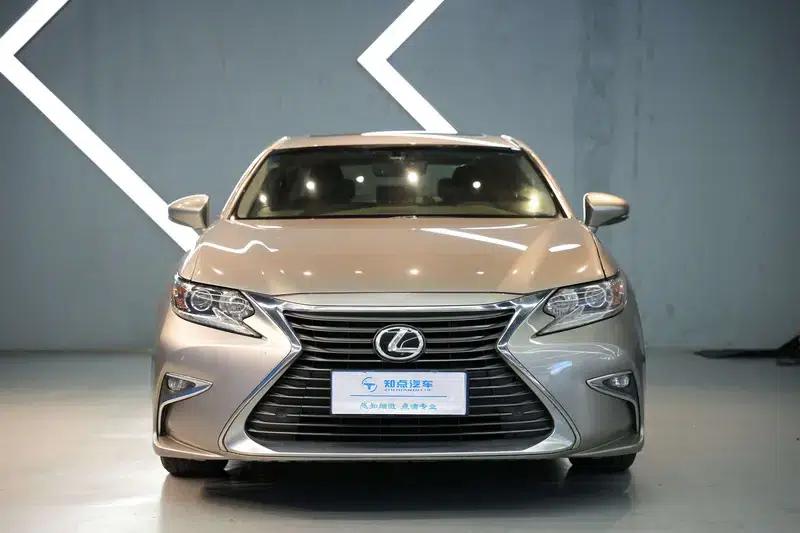 Lexus ES 2015 200 Comfort Edition — миниатюра 2