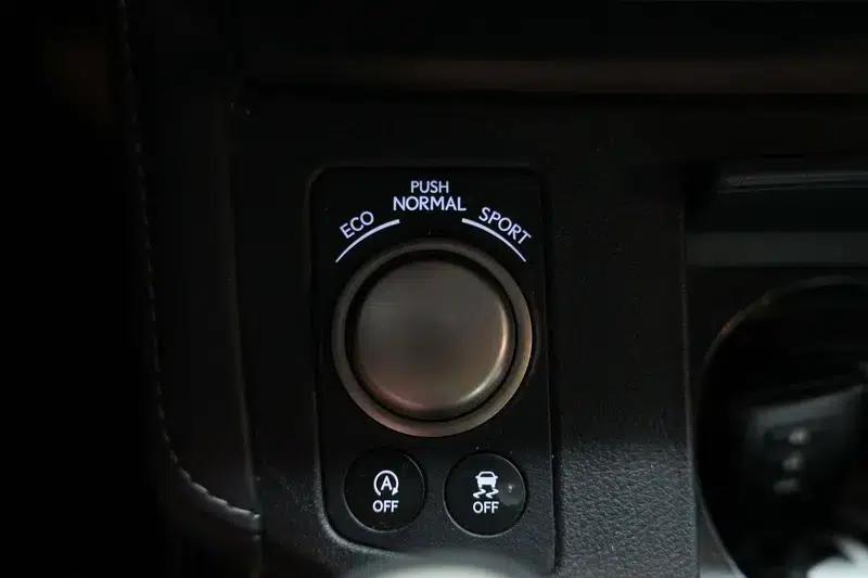 Lexus ES 2015 200 Comfort Edition — миниатюра 18