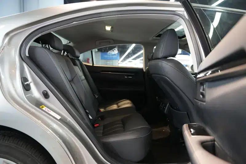 Lexus ES 2015 200 Comfort Edition — миниатюра 28