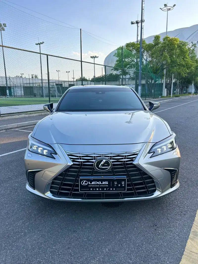 Lexus ES 2025 300h Premium Edition — миниатюра 2