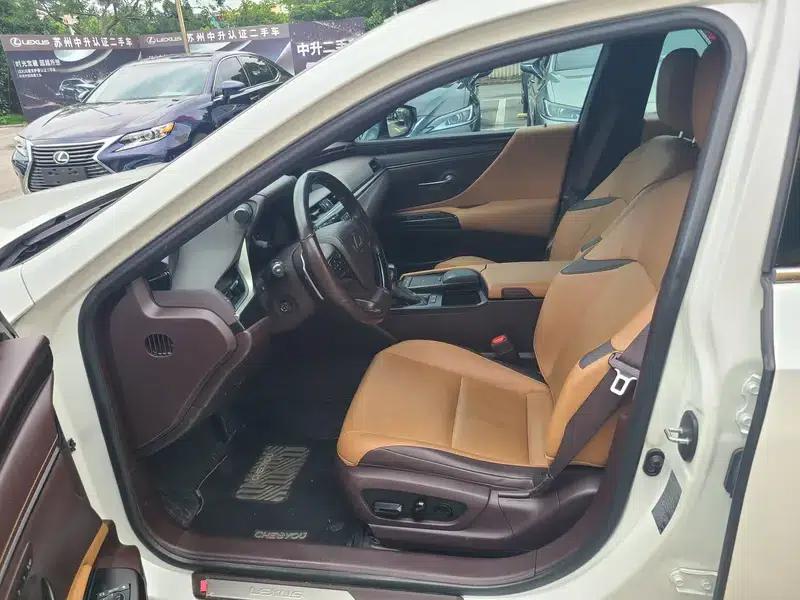 Lexus ES 2021 Model 200 Premium Edition — миниатюра 11
