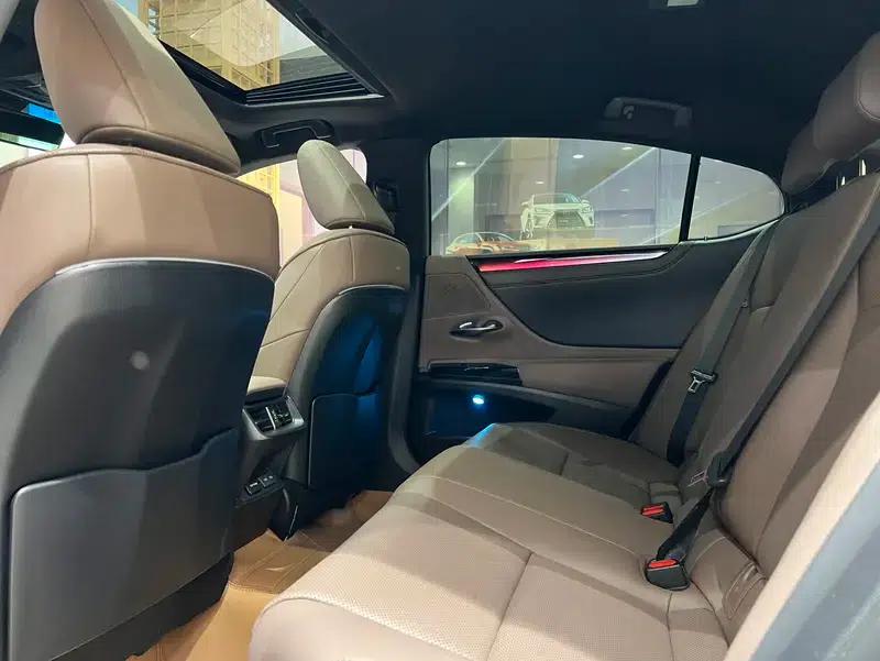Lexus ES 2022 200 Premium Edition — миниатюра 14
