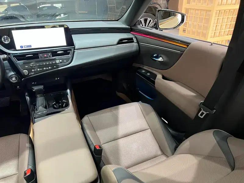 Lexus ES 2022 200 Premium Edition — миниатюра 15