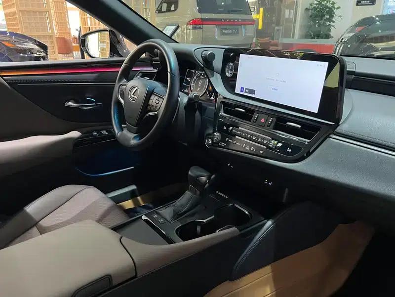 Lexus ES 2022 200 Premium Edition — миниатюра 8