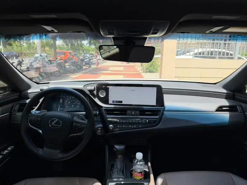 Lexus ES 2022 200 Premium Edition — миниатюра 7