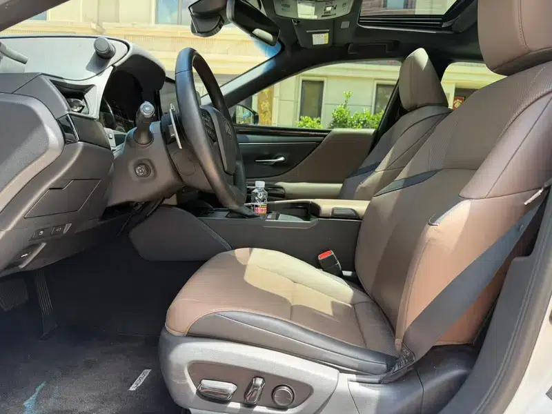 Lexus ES 2022 200 Premium Edition — миниатюра 8