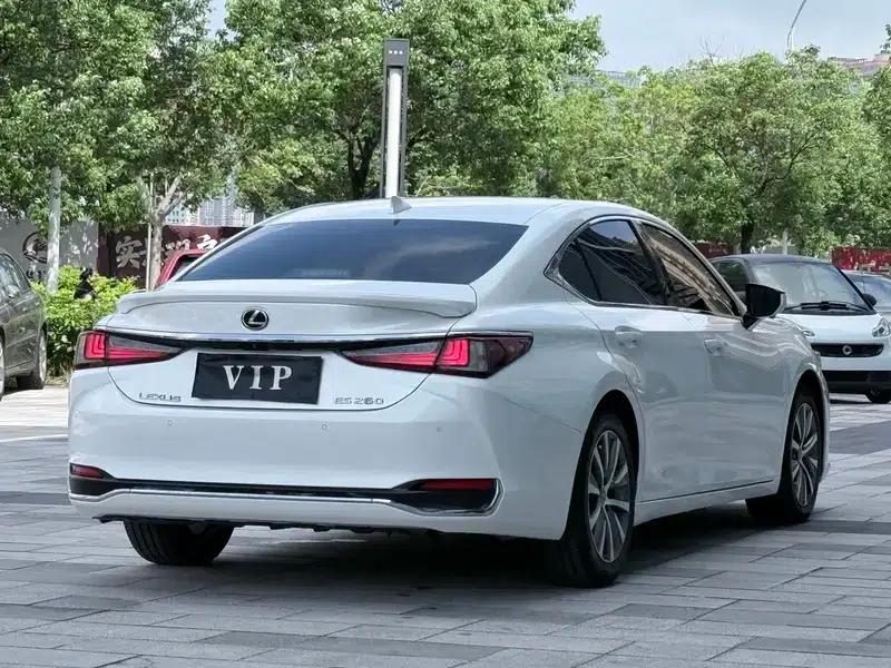 Lexus ES 2018 200 Premium Edition (China VI Emission Standard) — миниатюра 4