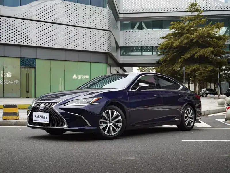 Lexus ES 2020 300h Premium Edition (China V Emission Standard) — миниатюра 1