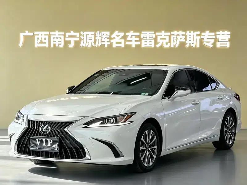 Lexus ES 2022 300h Premium Edition — миниатюра 1