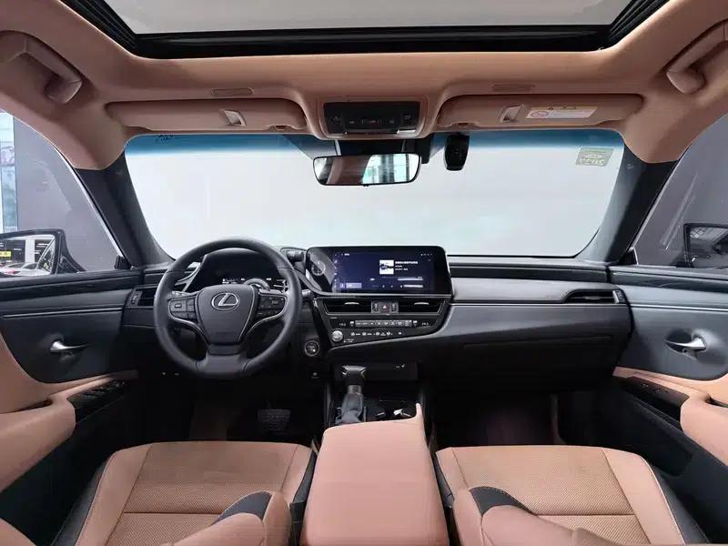 Lexus ES 2022 300h Premium Edition — миниатюра 11