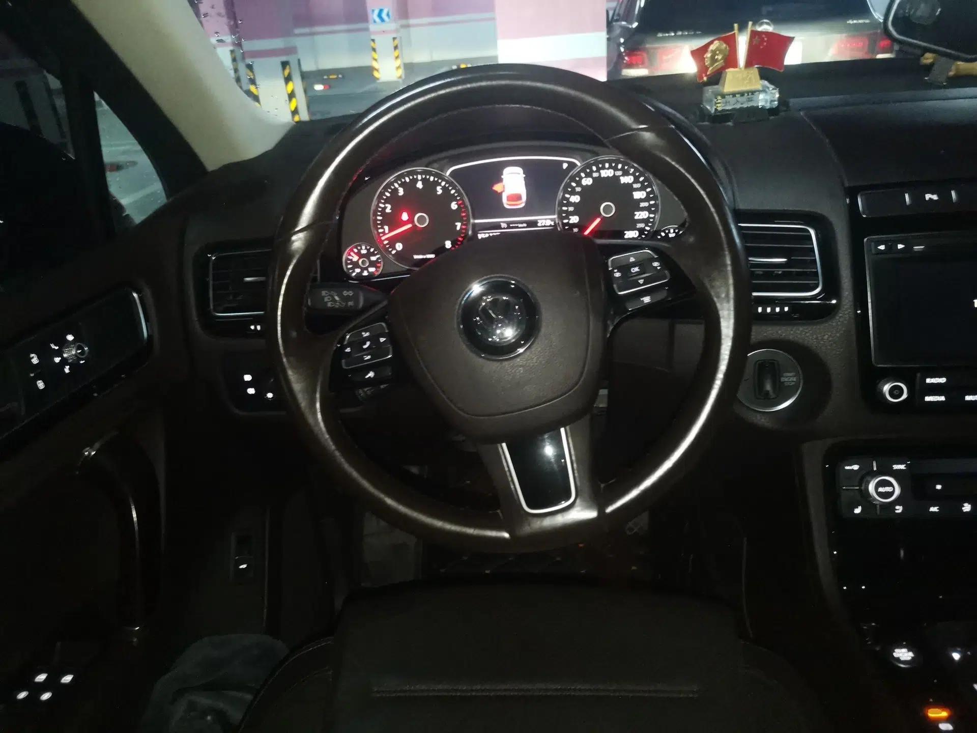 Volkswagen Touareg 2016 3.0 TSI Standard Version — миниатюра 10