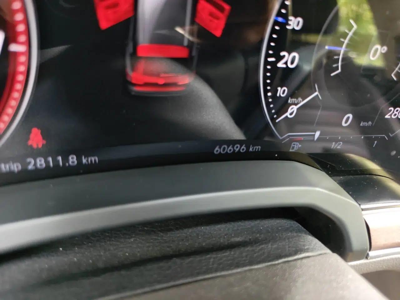 Volkswagen Touareg 2020 2.0 TSI RuiShang Edition China VI Standard — миниатюра 12
