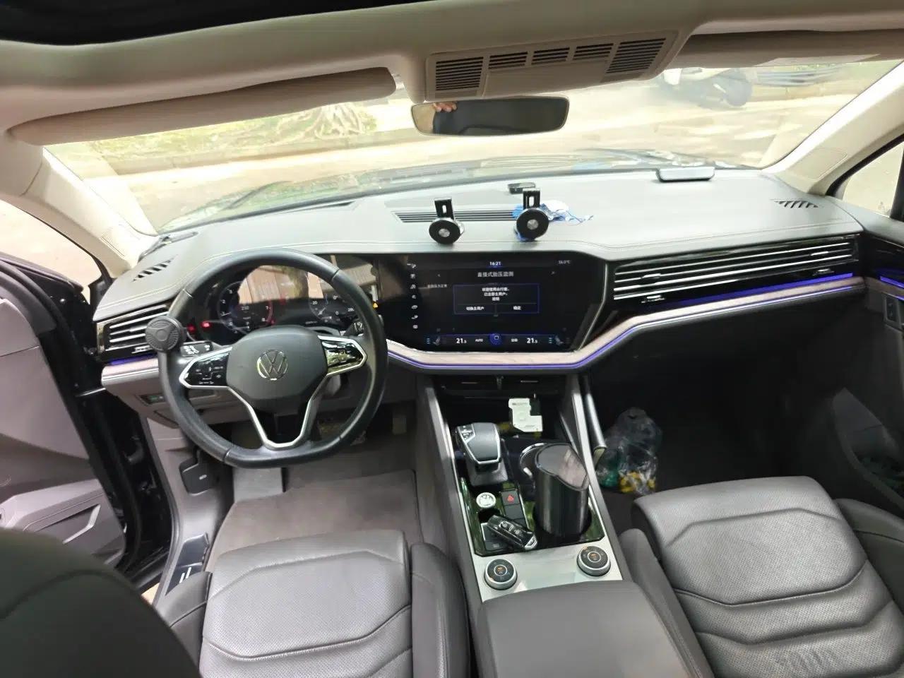 Volkswagen Touareg 2020 2.0 TSI RuiShang Edition China VI Standard — миниатюра 9