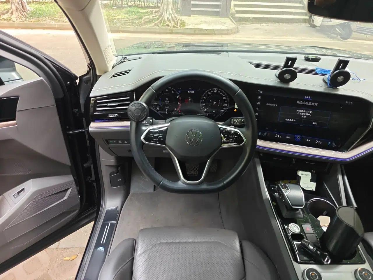 Volkswagen Touareg 2020 2.0 TSI RuiShang Edition China VI Standard — миниатюра 10