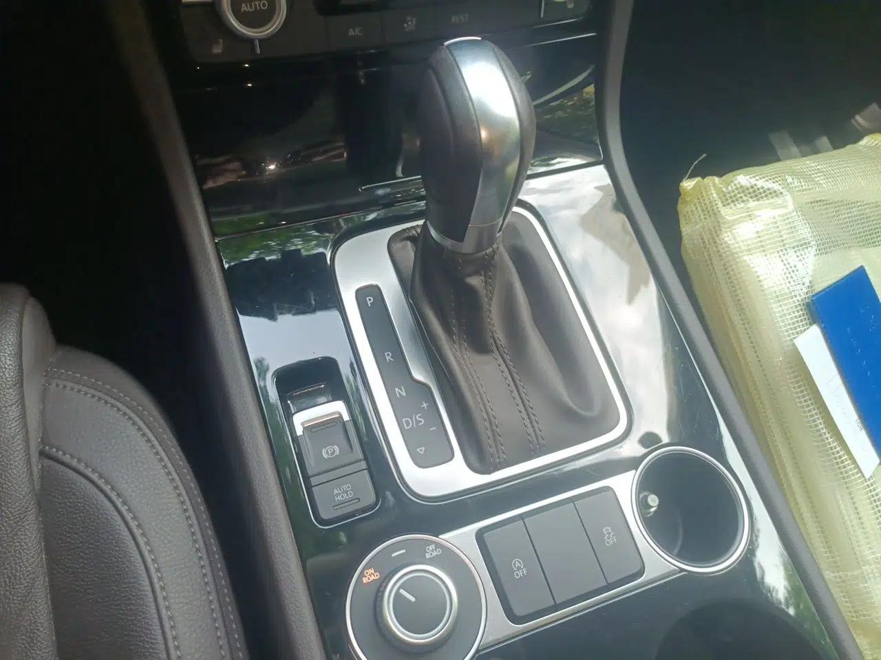 Volkswagen Touareg 2016 3.0 TSI Standard Version — миниатюра 13