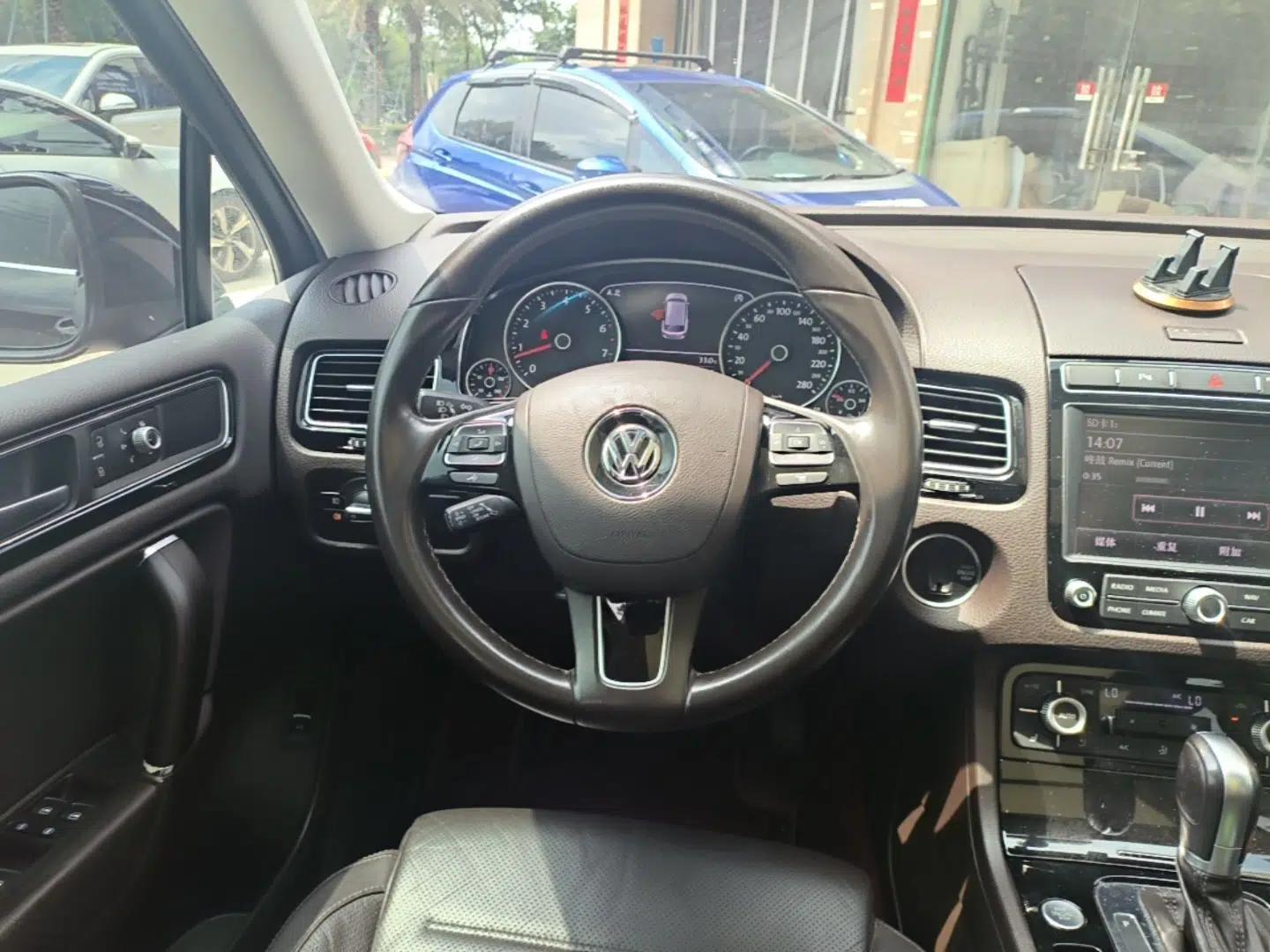 Volkswagen Touareg 2017 3.0 TSI Touareg Edition — миниатюра 13