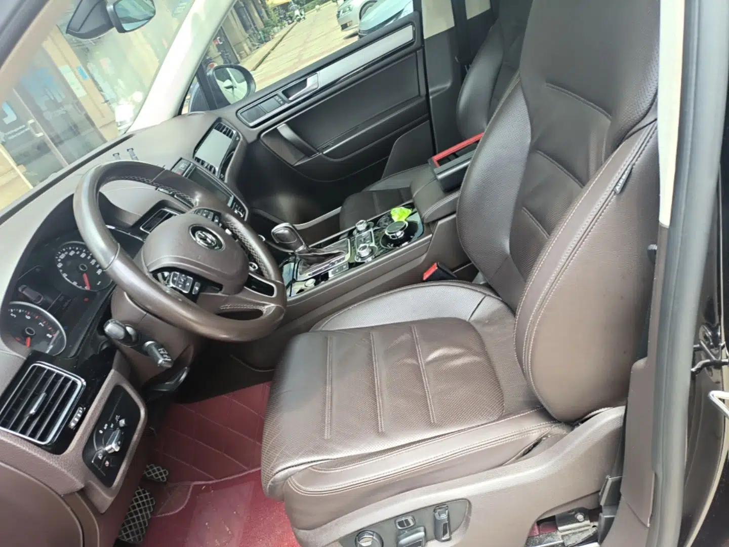 Volkswagen Touareg 2017 3.0 TSI Touareg Edition — миниатюра 17