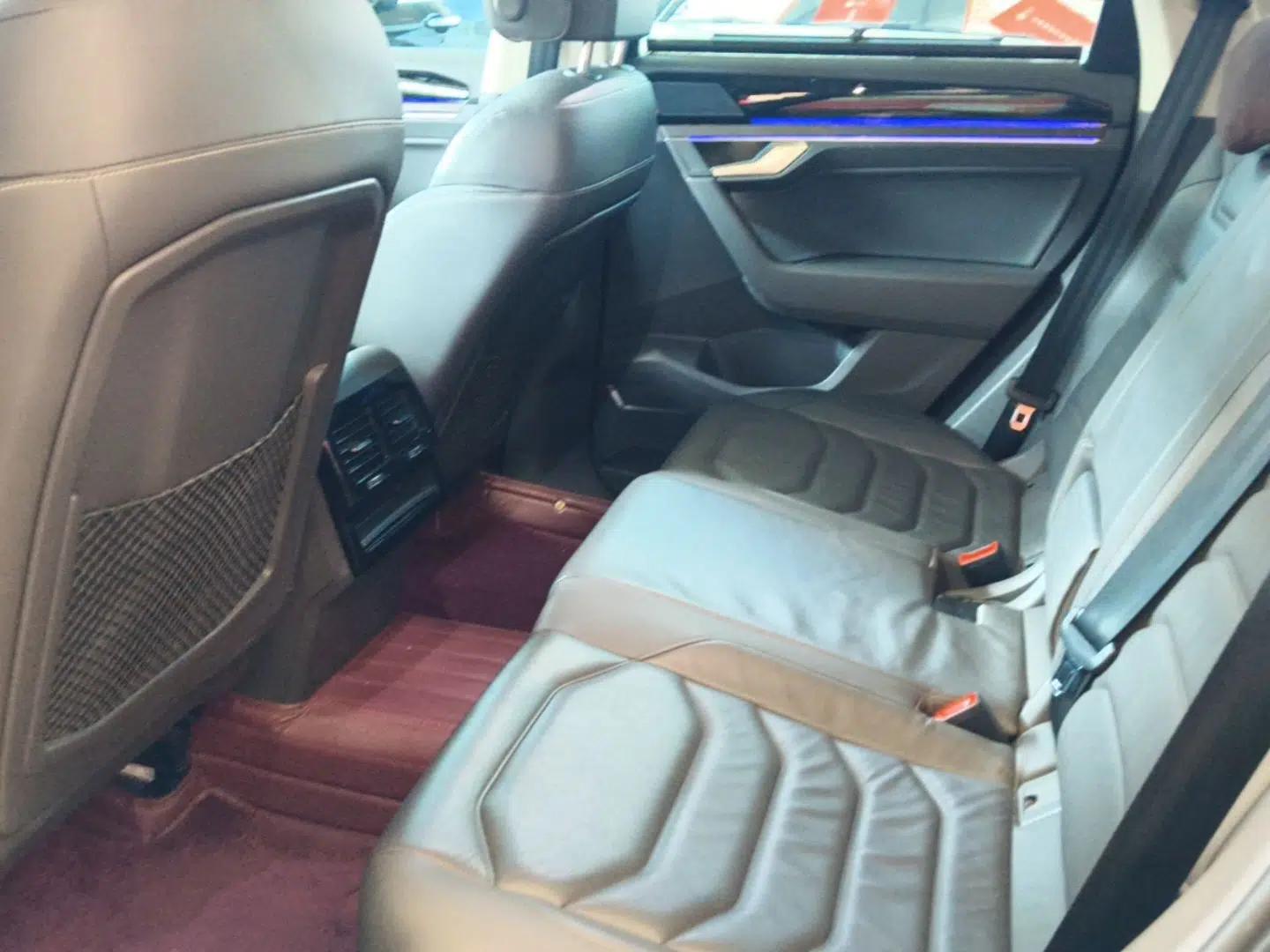 Volkswagen Touareg 2021 2.0 TSI Ruiyi Edition — миниатюра 20