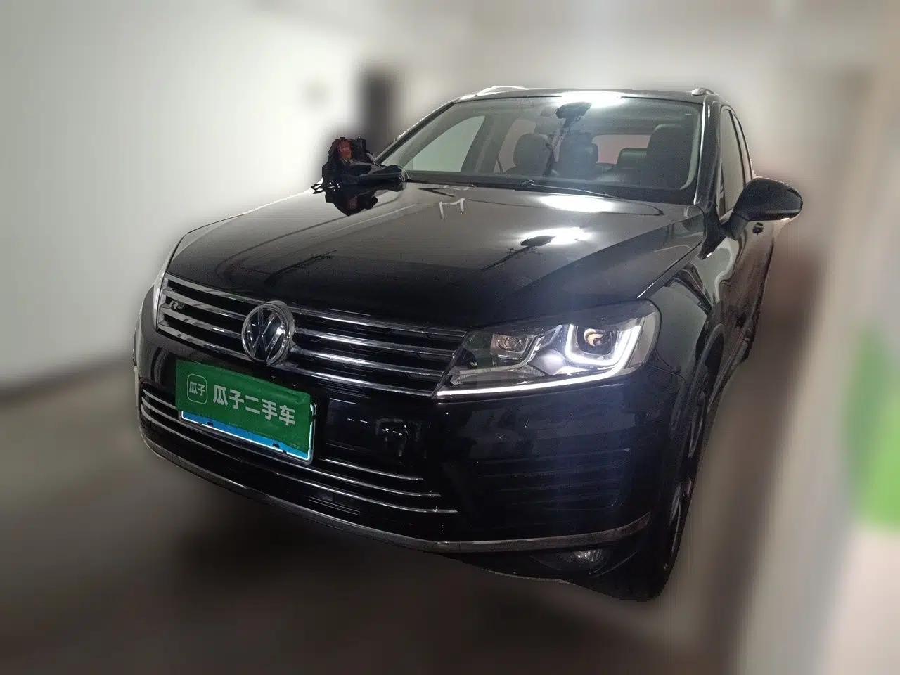 Volkswagen Touareg Volkswagen Touareg 2017 15th Anniversary Edition, 3.0-liter, 5 seats, automatic transmission, gasoline (imported) — миниатюра 1