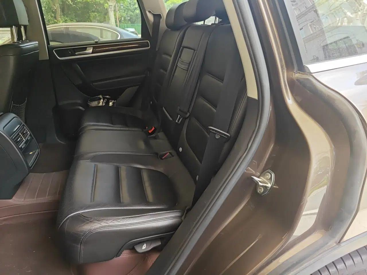Volkswagen Touareg 2011 3.0 TSI Comfort Version — миниатюра 17