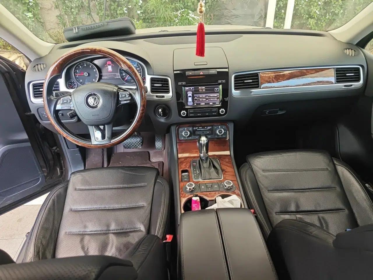 Volkswagen Touareg 2011 3.0 TSI Comfort Version — миниатюра 9