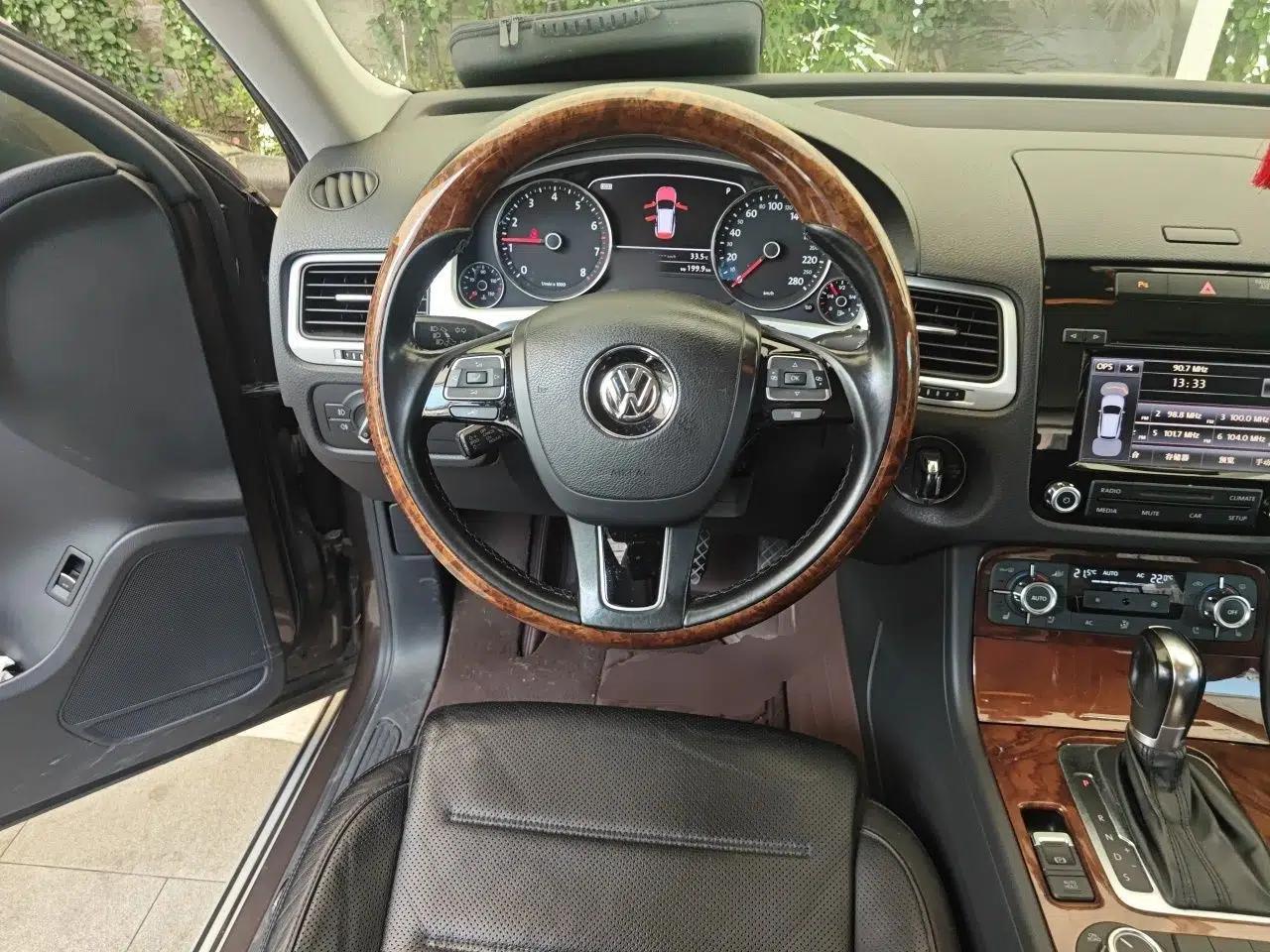 Volkswagen Touareg 2011 3.0 TSI Comfort Version — миниатюра 10
