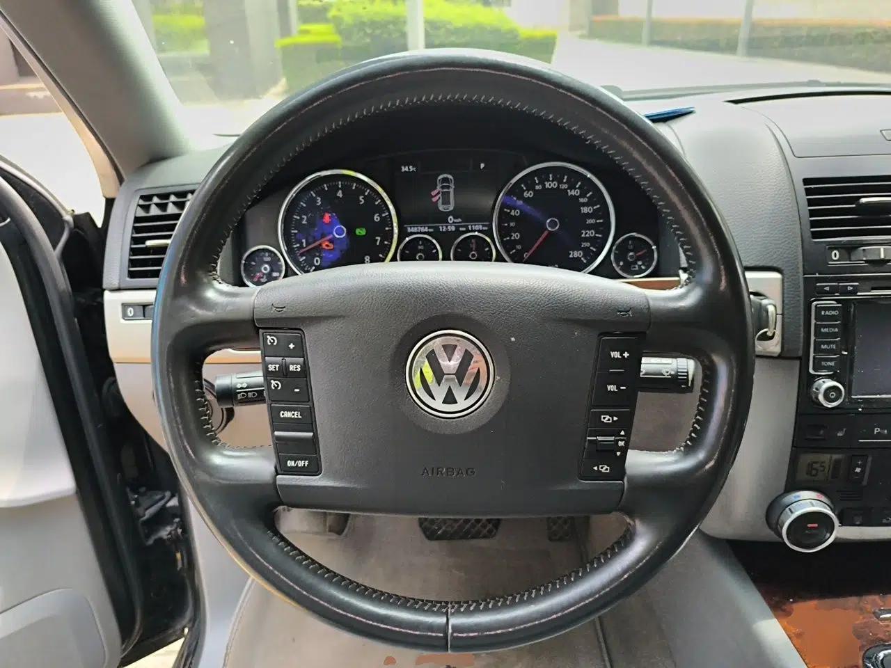 Volkswagen Touareg 2010 3.6 Limited Luxury Edition — миниатюра 10