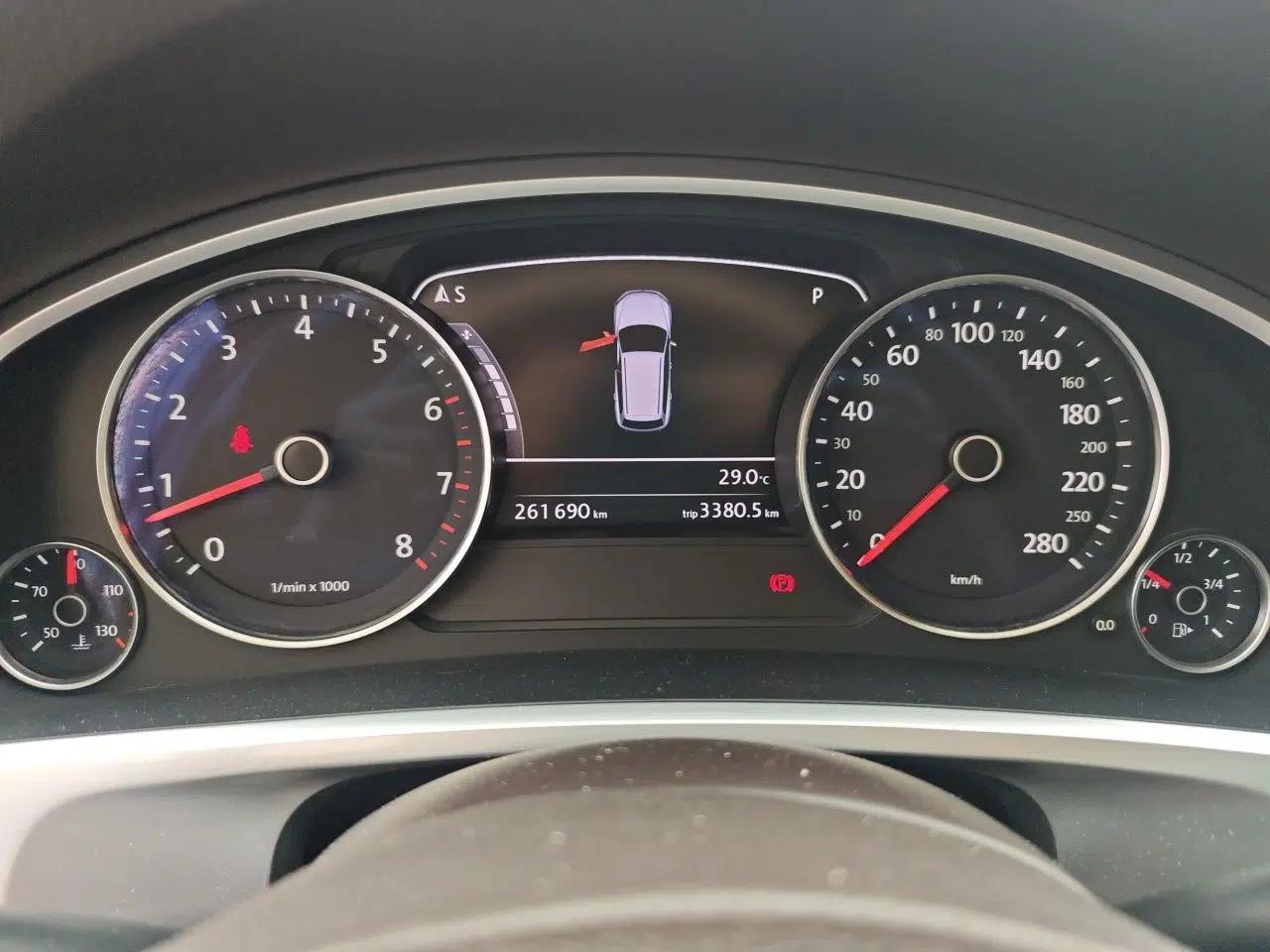 Volkswagen Touareg 2011 3.0 TSI Comfort Version — миниатюра 11