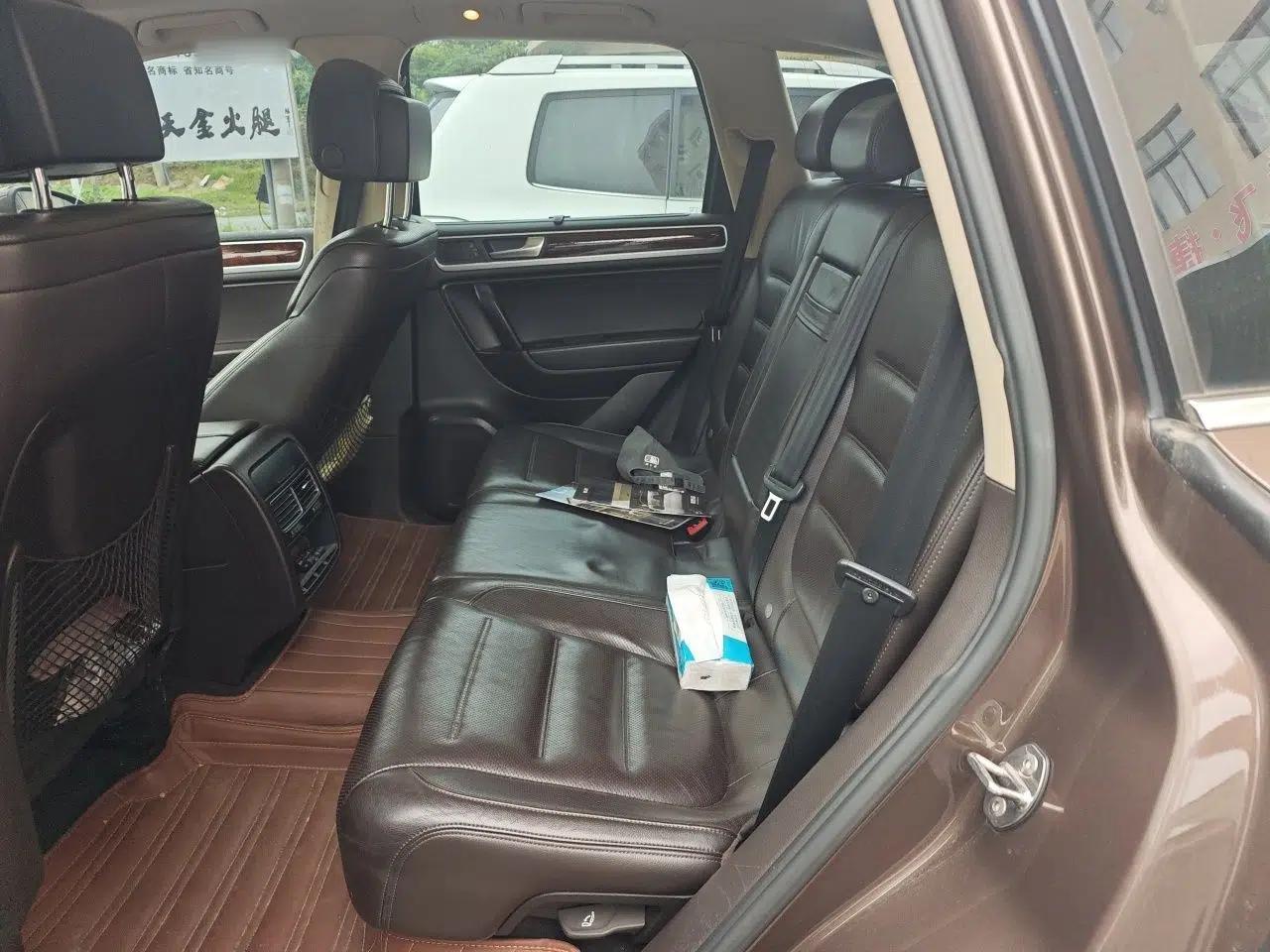 Volkswagen Touareg 2011 3.0 TSI Comfort Version — миниатюра 17