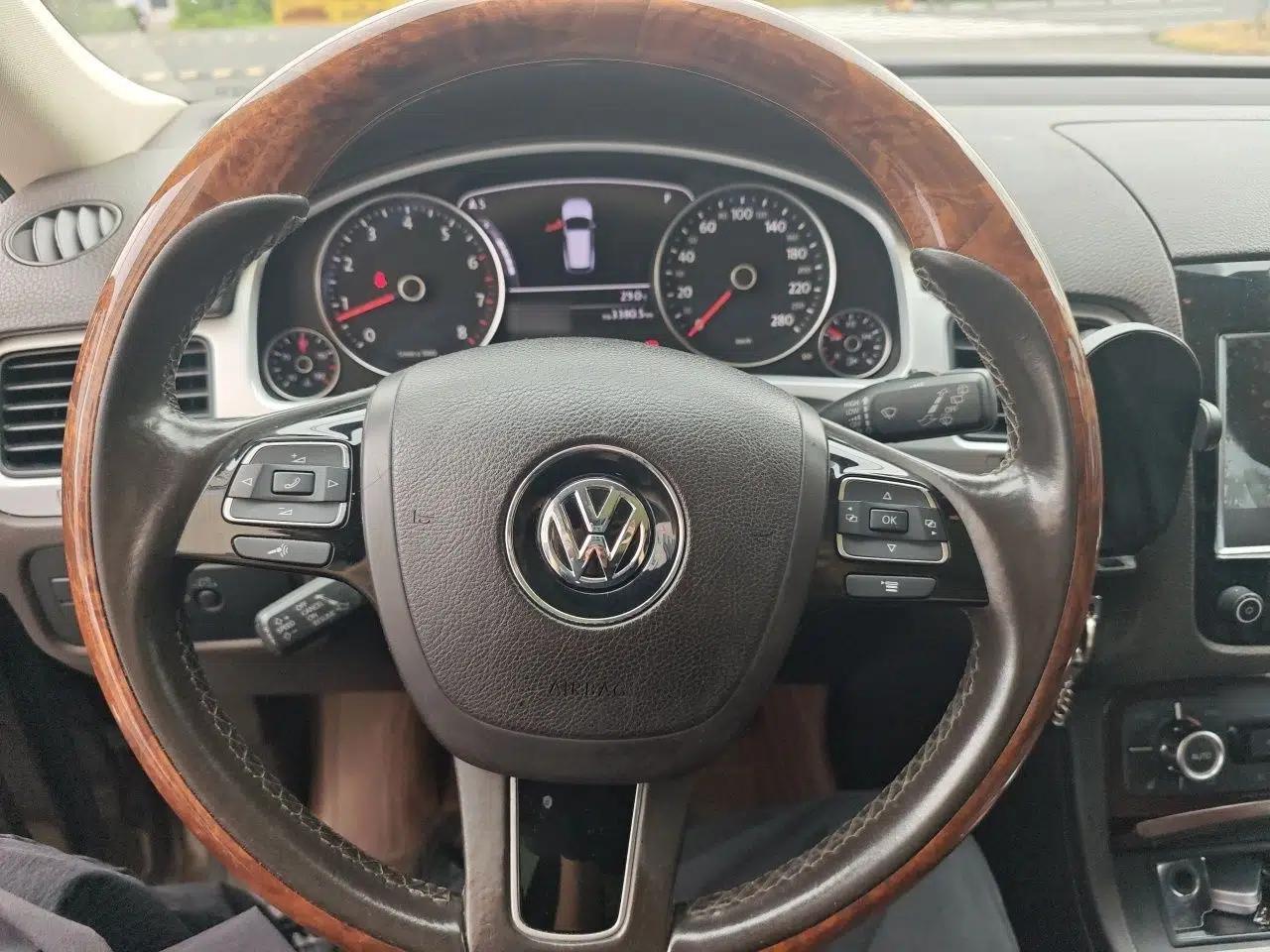 Volkswagen Touareg 2011 3.0 TSI Comfort Version — миниатюра 10