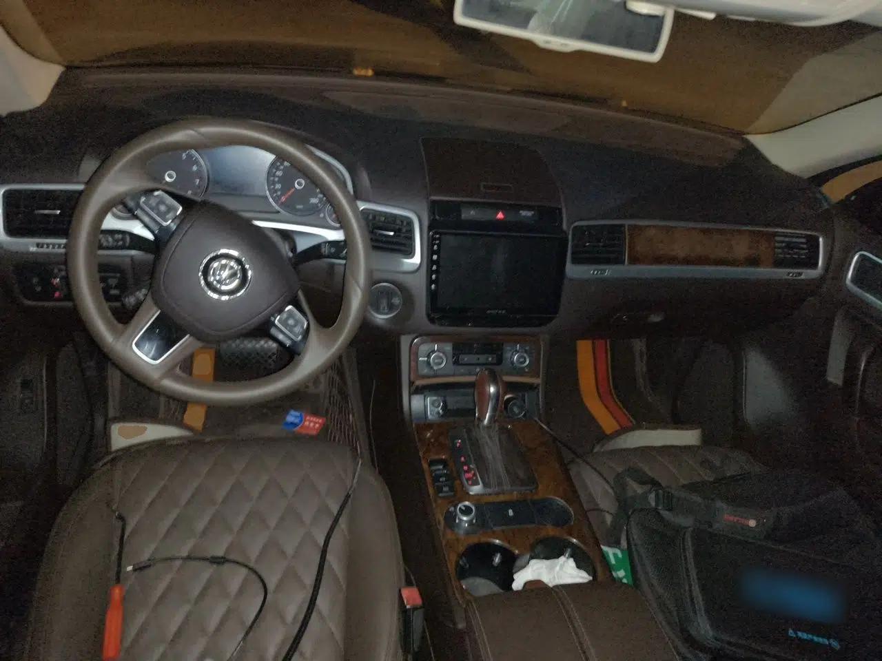 Volkswagen Touareg 2014 3.0 TSI New Edition — миниатюра 9