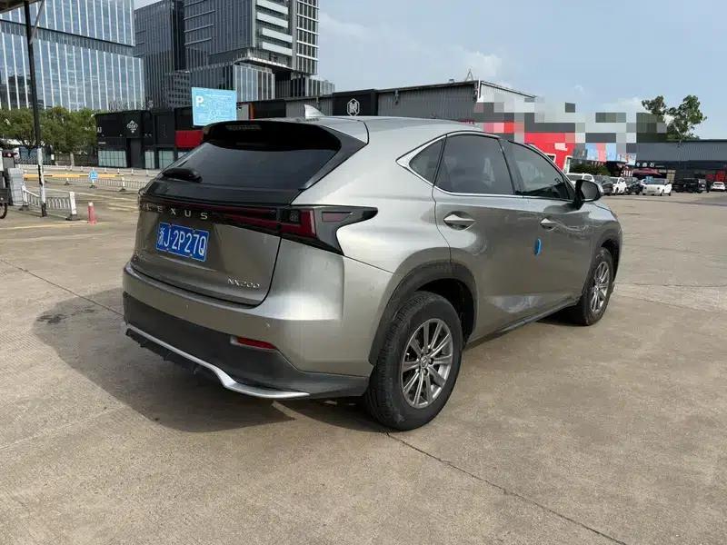 Lexus NX 2015 200 AWD Sport Edition — миниатюра 6