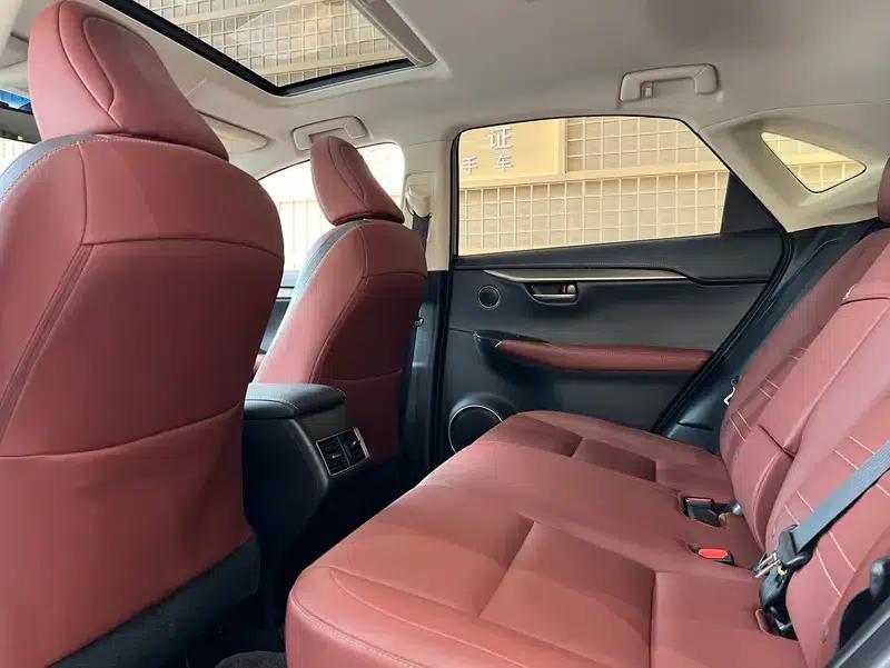 Lexus NX 2015 300h FWD Sport Edition — миниатюра 15