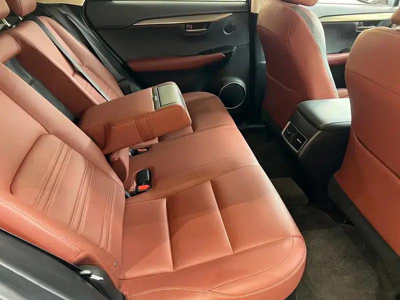 Lexus NX 2015 300h FWD Sport Edition — миниатюра 17