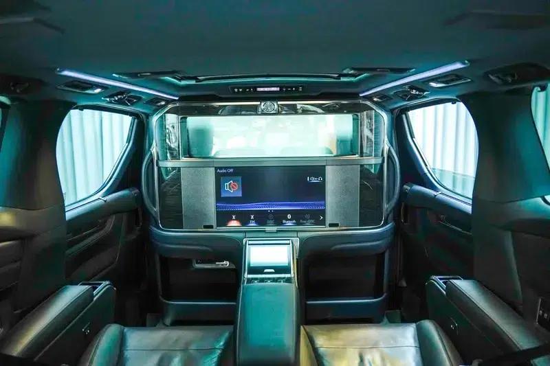 Lexus LM 2020 2.5L Automatic 4WD 4-Seater (Parallel Import) — миниатюра 6