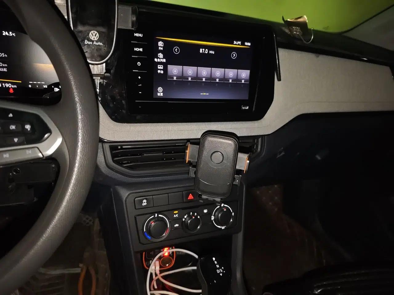 Volkswagen Tharu 2025 New Sharp 1.5L Sharp Edition — миниатюра 13