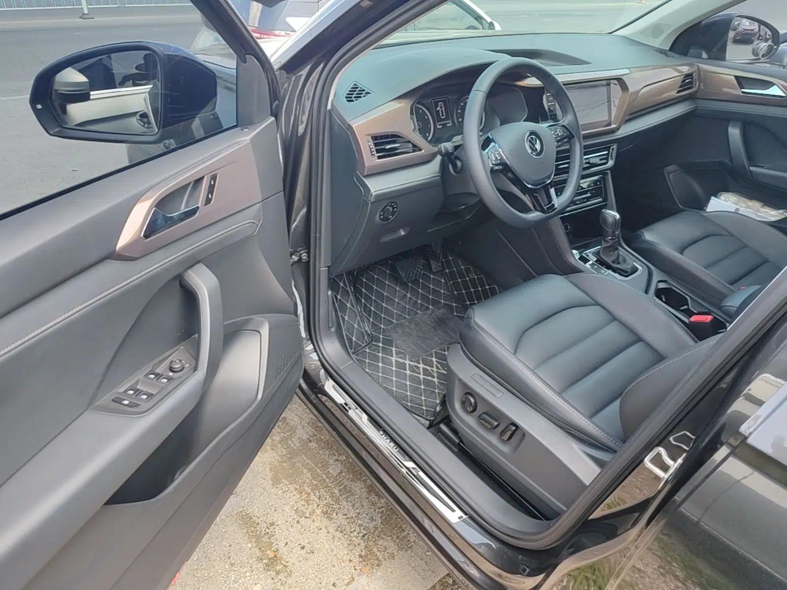 Volkswagen Tharu 2021 280TSI Two-Wheel-Drive Luxury Plus Edition — миниатюра 18