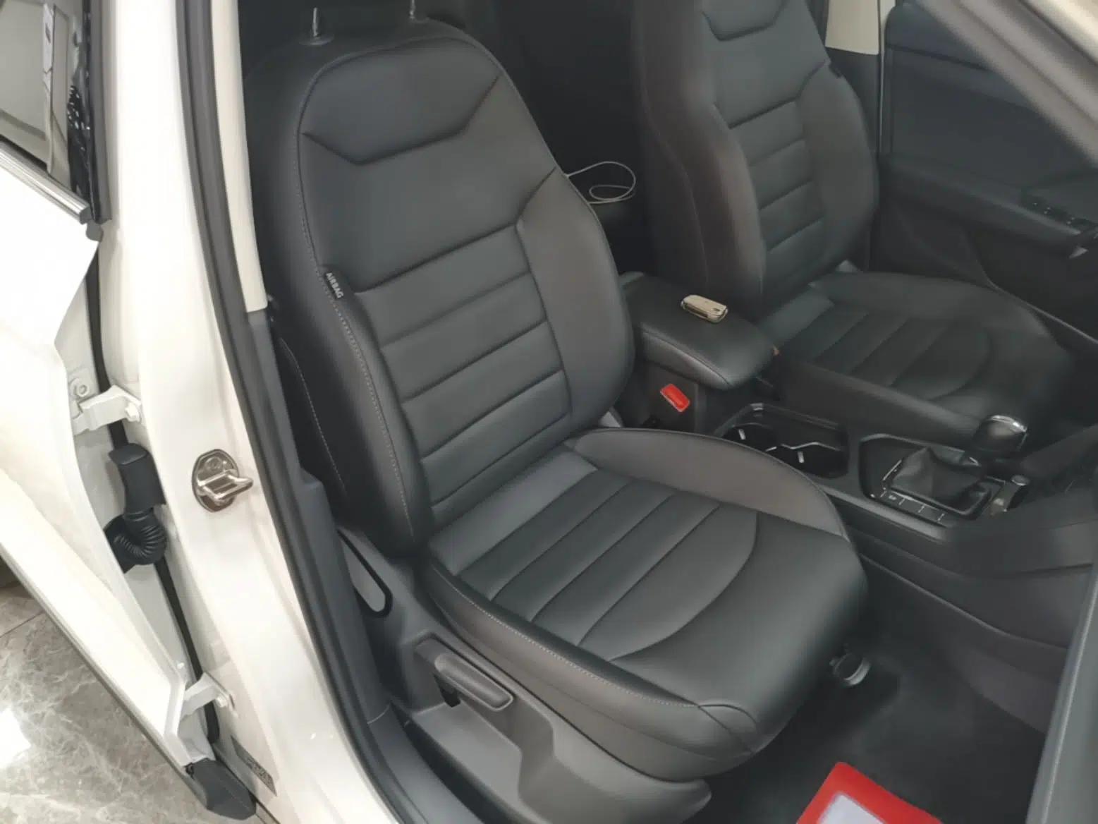 Volkswagen Tharu 2022 330TSI Four-Wheel Drive Luxury Edition — миниатюра 19