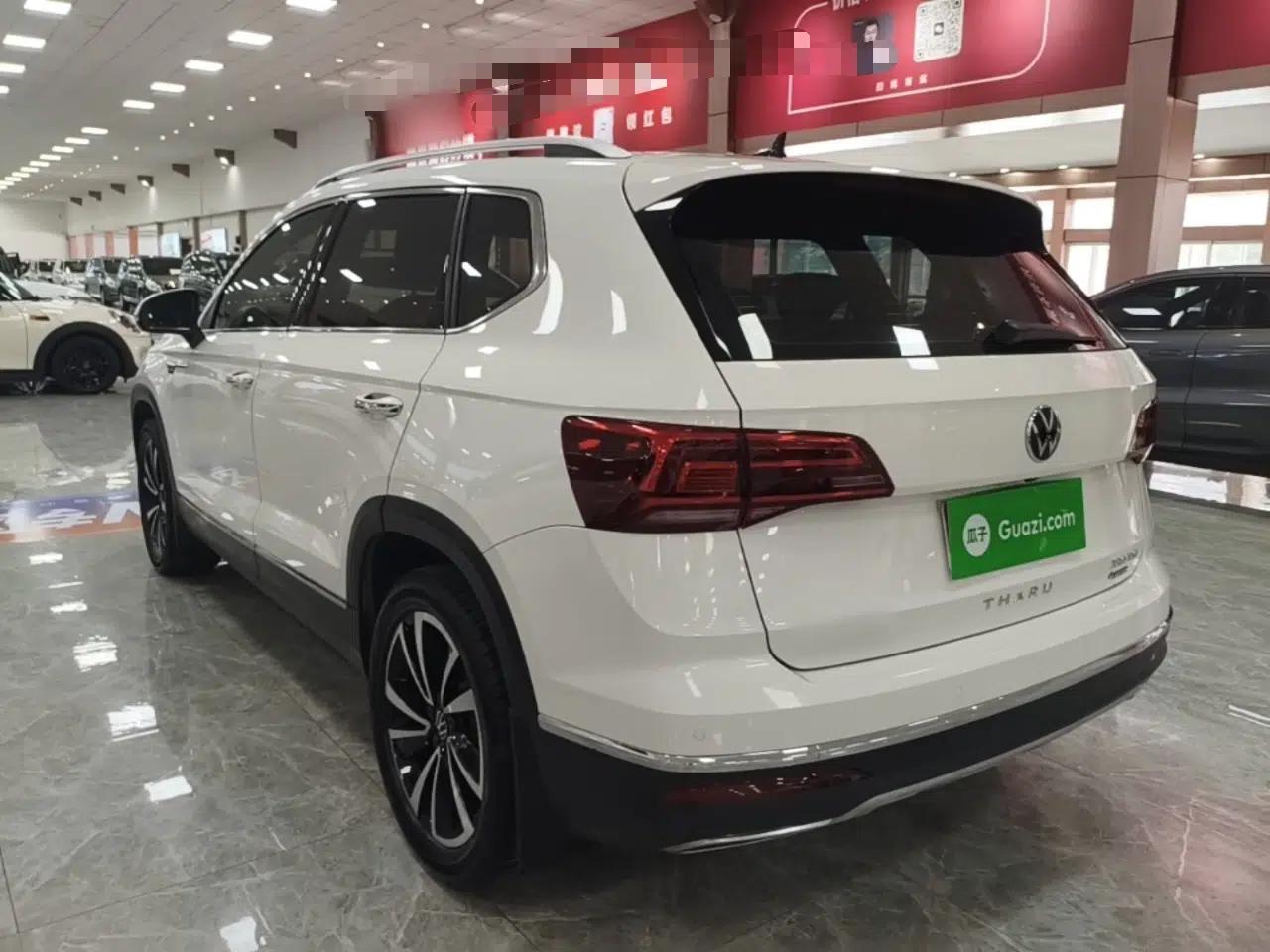 Volkswagen Tharu 2022 330TSI Four-Wheel Drive Luxury Edition — миниатюра 4