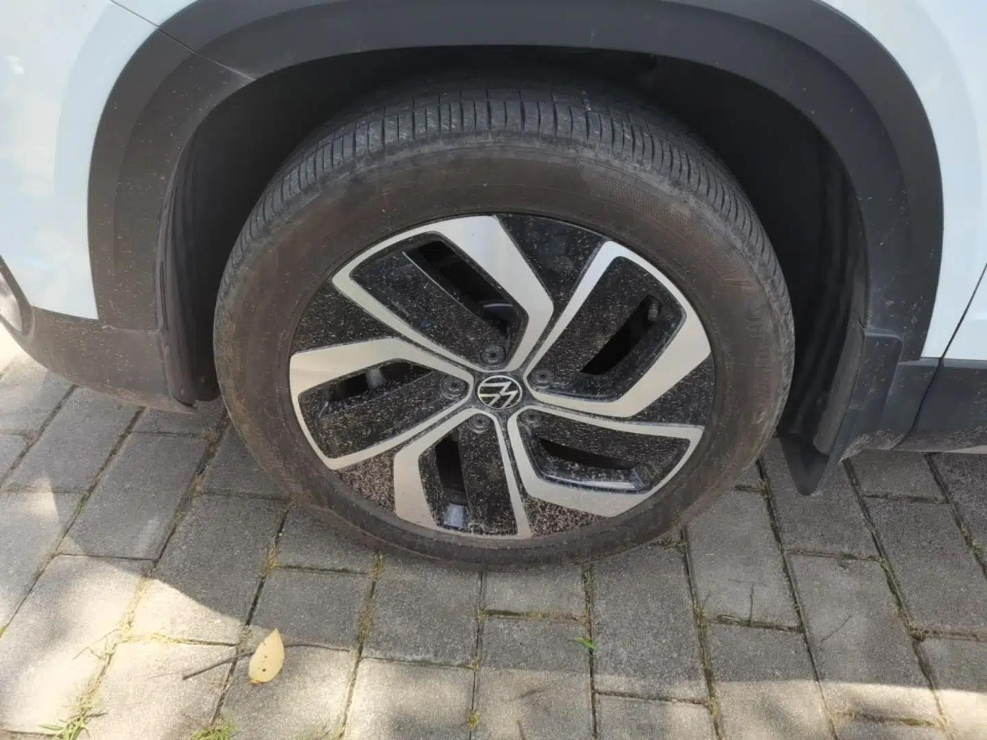 Volkswagen Tharu 2024 300TSI Two-Wheel-Drive Full Moon Edition — миниатюра 10