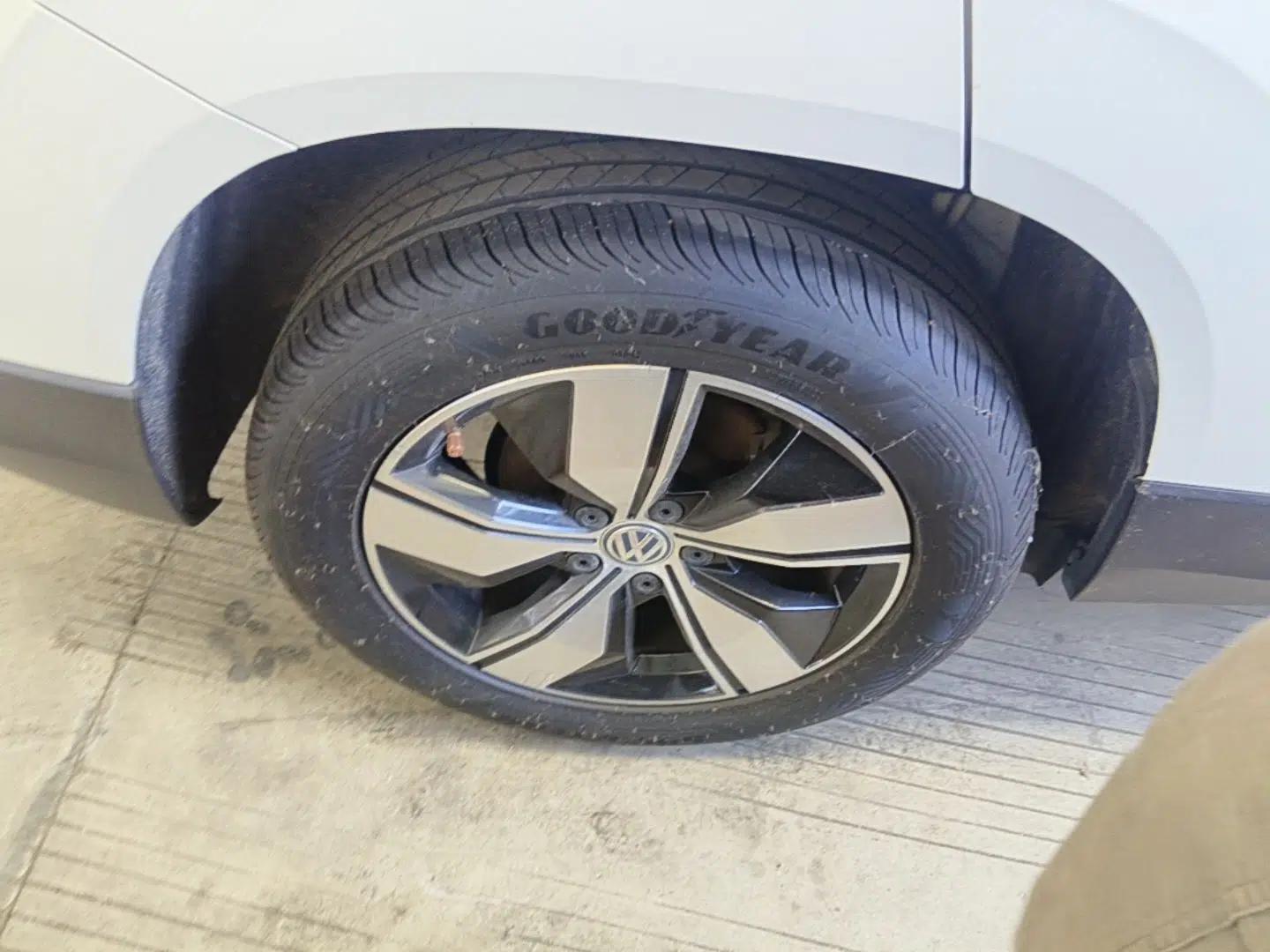 Volkswagen Tharu 2020 280TSI Two-Wheel Drive Comfort Edition China VI Standard — миниатюра 11