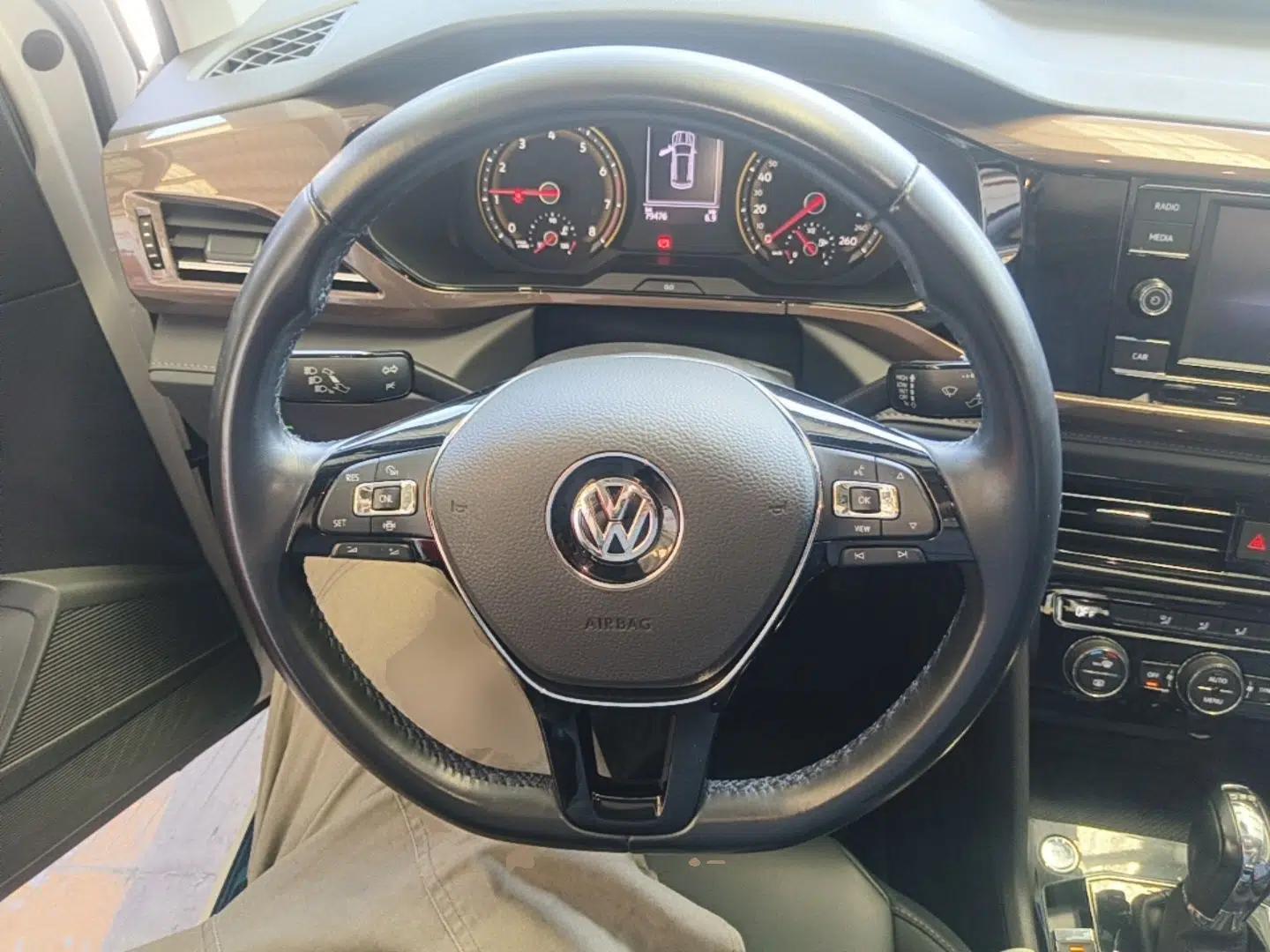 Volkswagen Tharu 2020 280TSI Two-Wheel Drive Comfort Edition China VI Standard — миниатюра 13