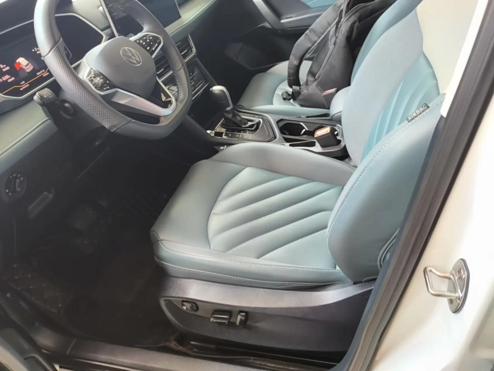 Volkswagen Tharu 2023 300TSI Two-Wheel-Drive Full Moon Edition — миниатюра 17