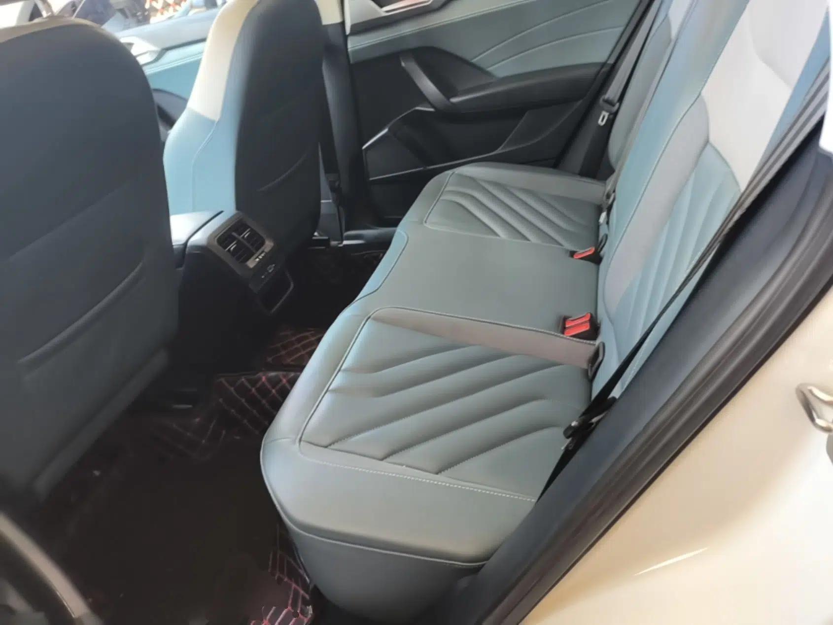Volkswagen Tharu 2023 300TSI Two-Wheel-Drive Full Moon Edition — миниатюра 20