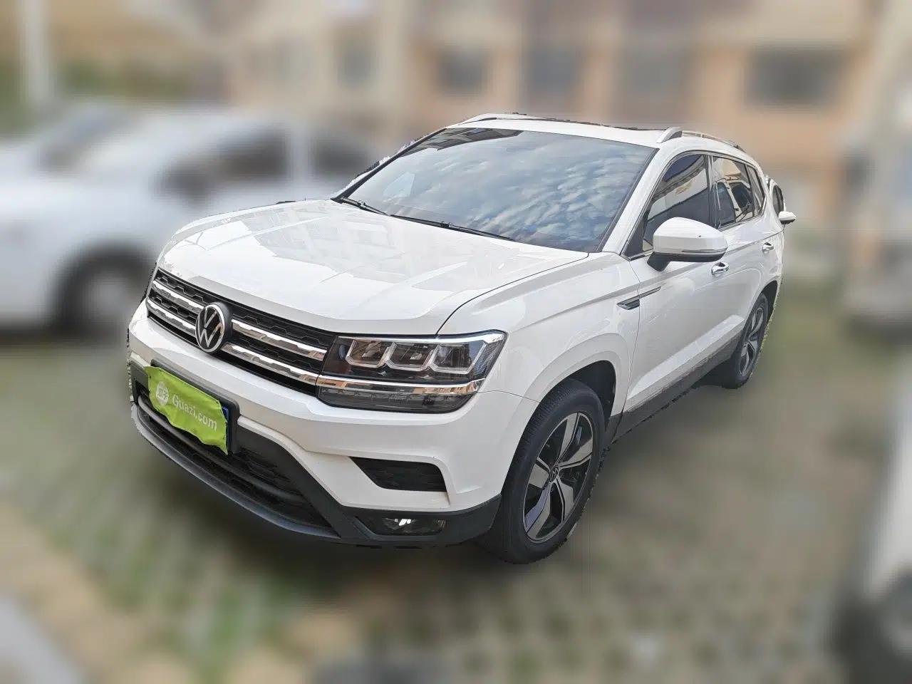 Volkswagen Tharu 2021 280TSI Two-Wheel Drive Comfort Edition — миниатюра 1
