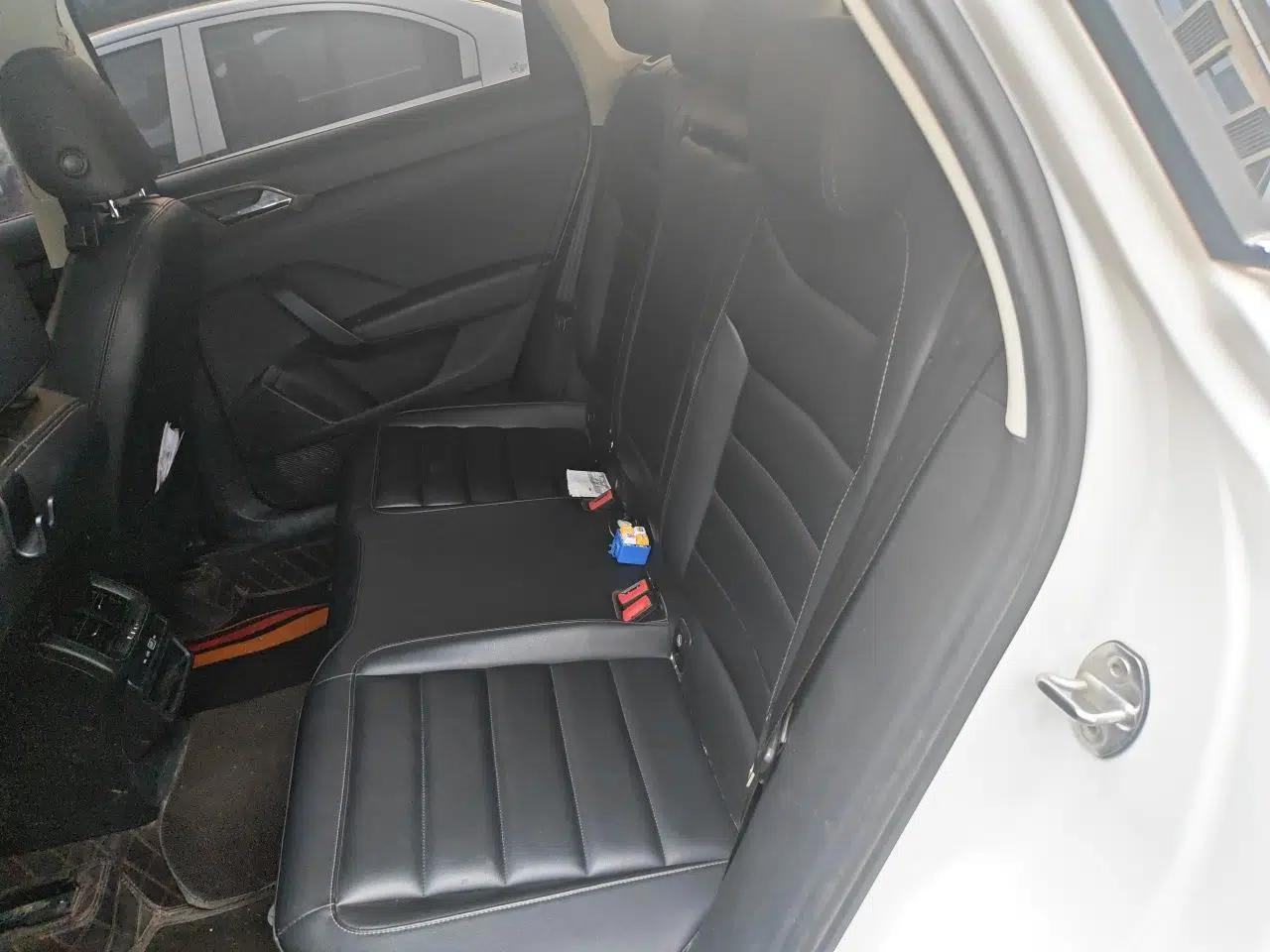 Volkswagen Tharu 2021 280TSI Two-Wheel Drive Comfort Edition — миниатюра 17