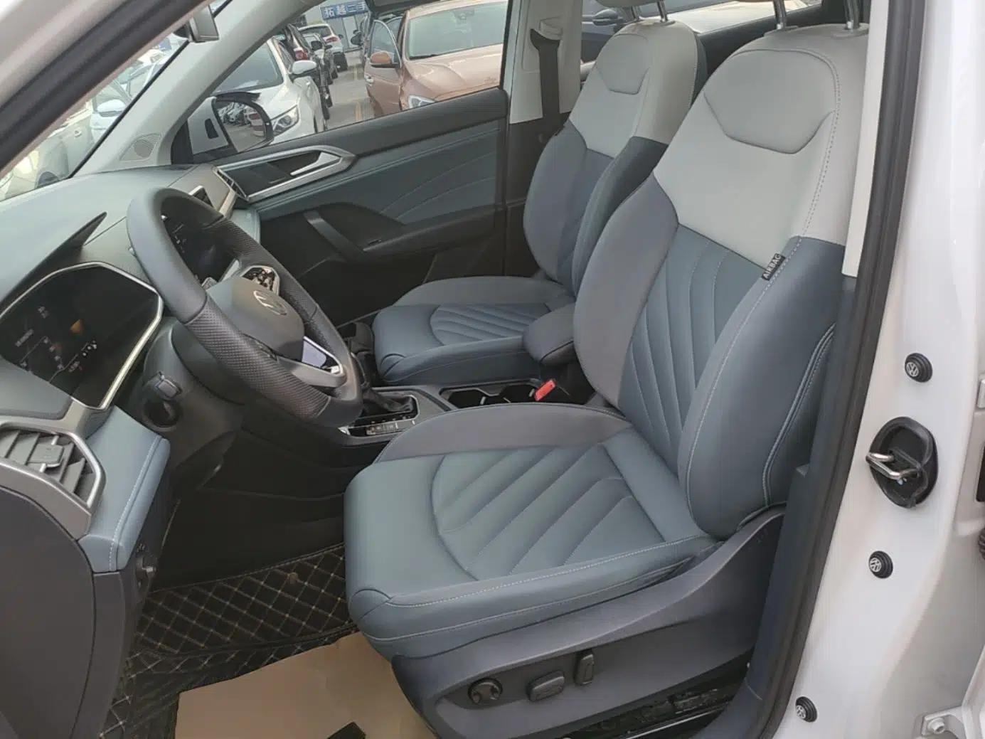 Volkswagen Tharu 2023 300TSI Two-Wheel-Drive Moonlight Edition — миниатюра 17